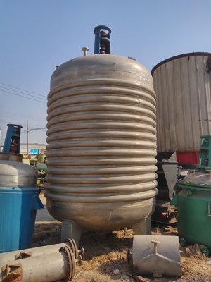 梁山縣飛海二手化工設備經營部 專業出售二手2噸電加熱不銹鋼反應釜，附圖片大全